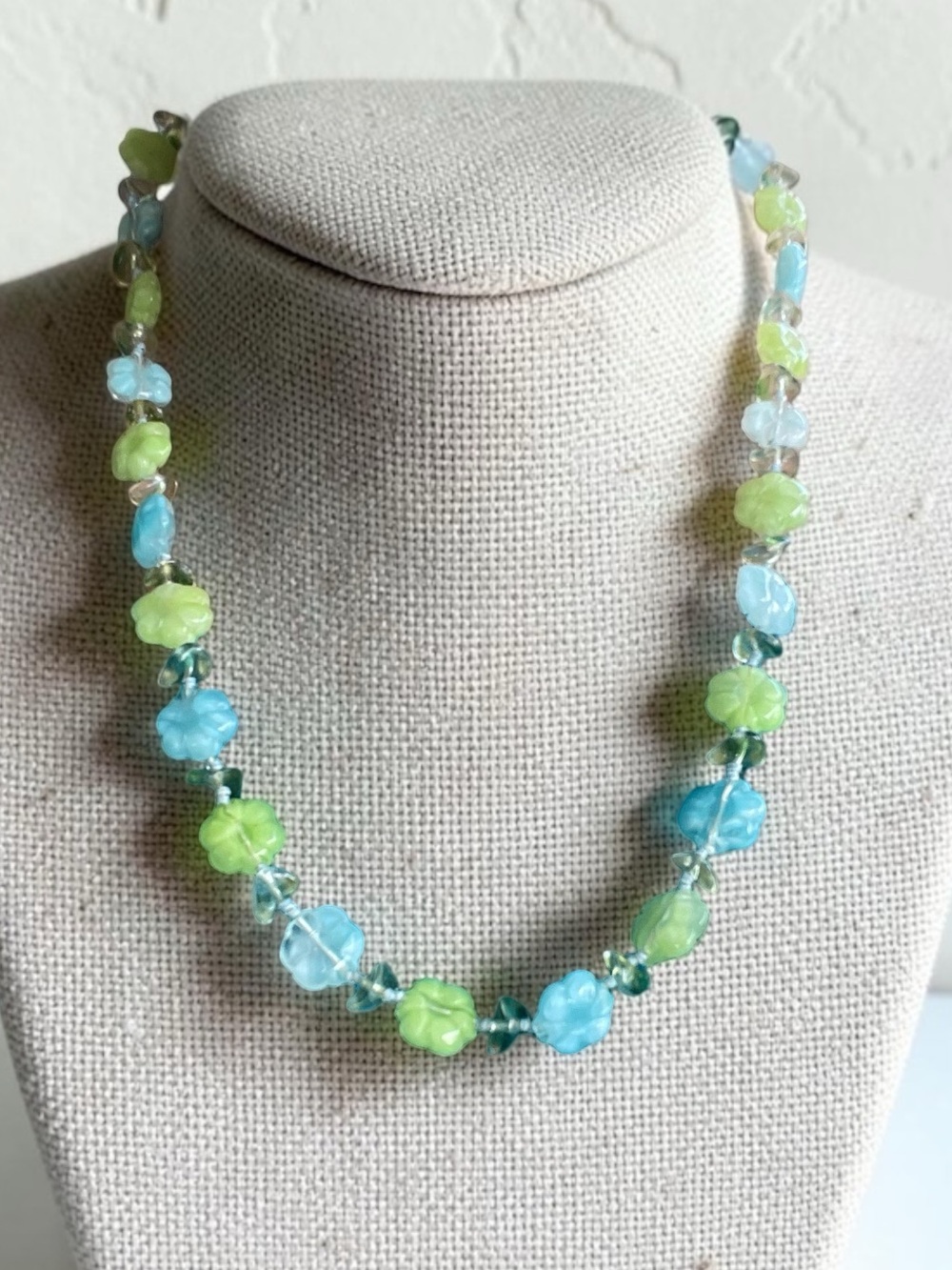 Vintage Japan Carved Art Glass Blue Green Floral Beaded Necklace